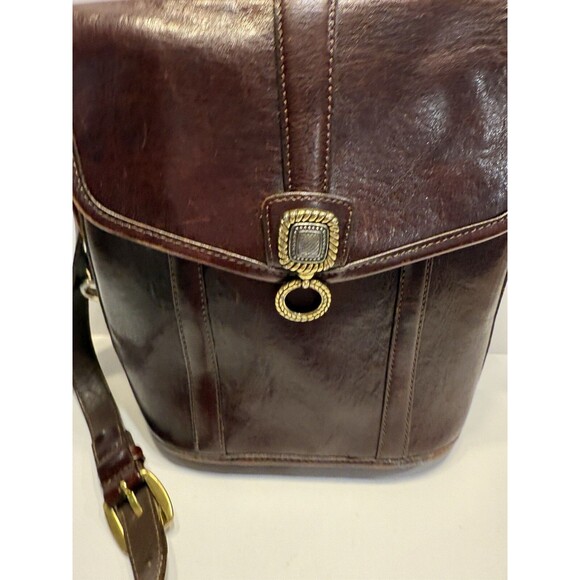 Vtg Brighton Embossed Leather Crossbody Structured Brown 90's Bucket Bag 736135 - Picture 4 of 16